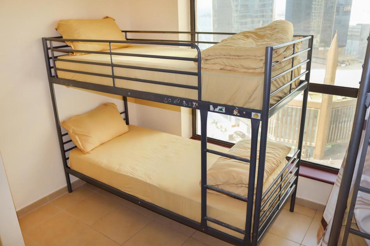 California Hostel Dubai Beach Exterior photo